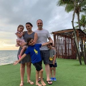 Meet your Posher, Carmen